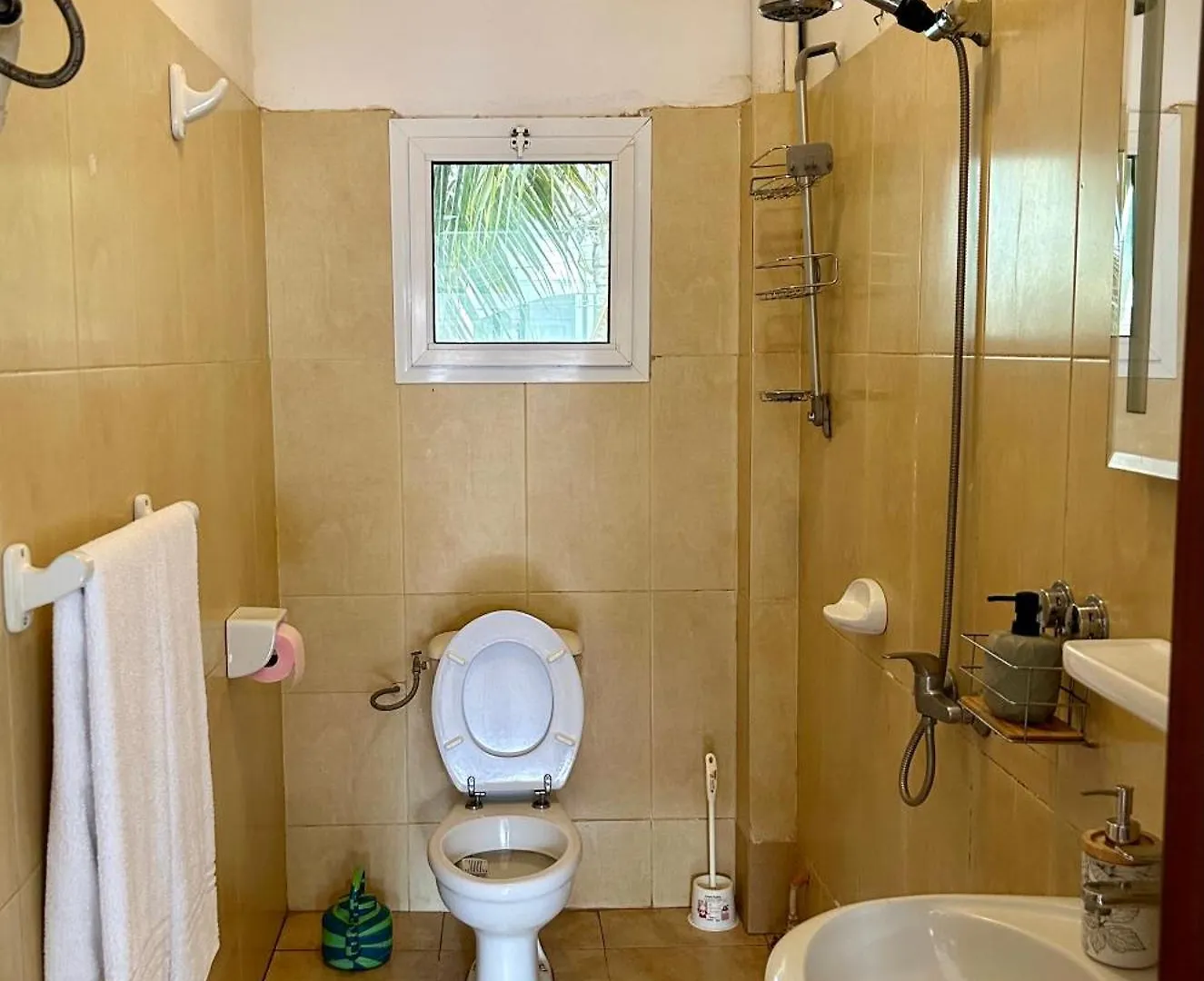 Two Bedroom Villa With Private Swimming Pool And Garden In Almadies Dakar
