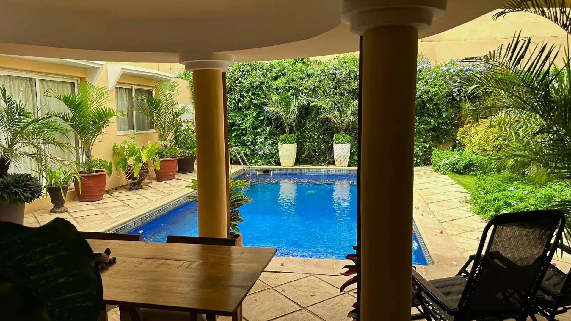 Two Bedroom Villa With Private Swimming Pool And Garden In Almadies Dakar